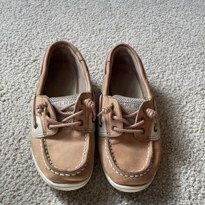 Sperry boat shoes